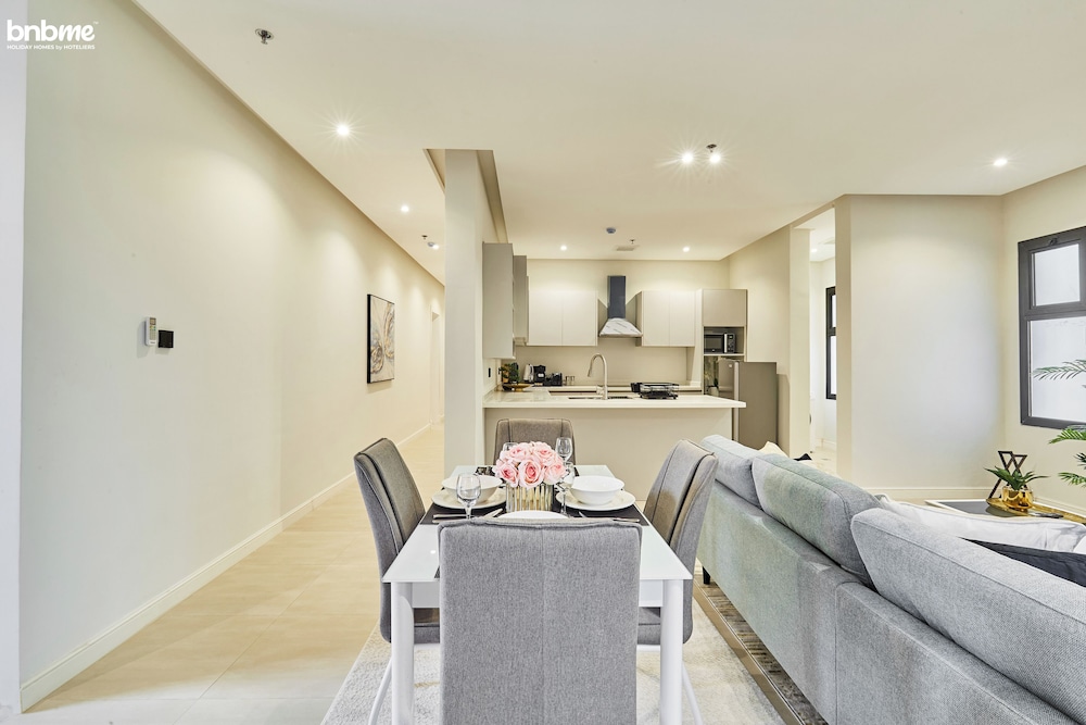 bnbmehomes-Top APT nr Kingdom Tower-B11