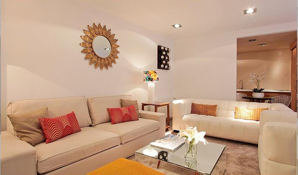 AB Design Suites-1