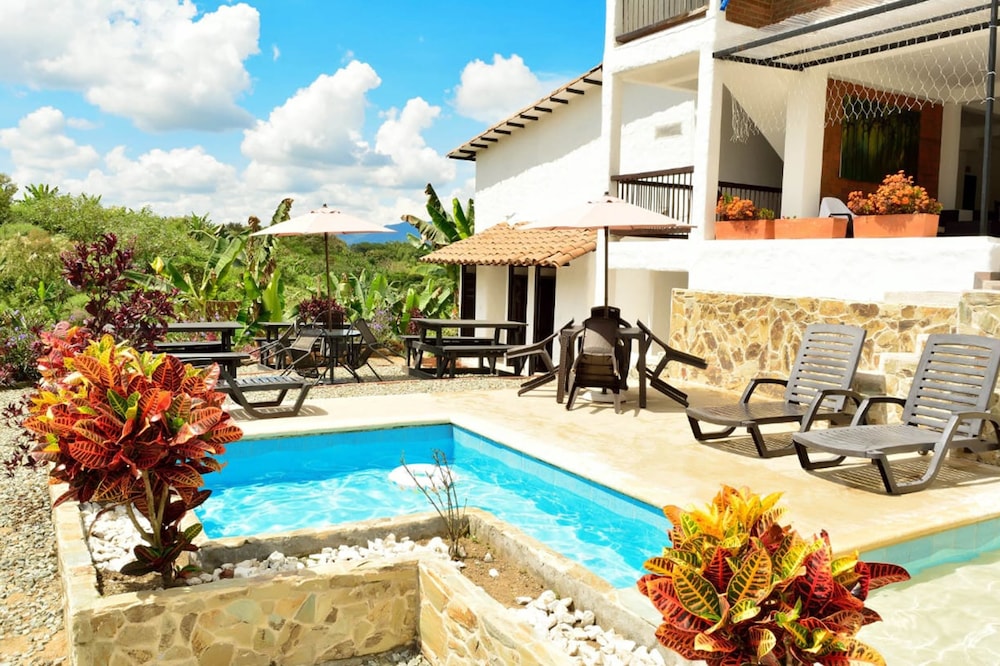 Loma Verde Premium view 4