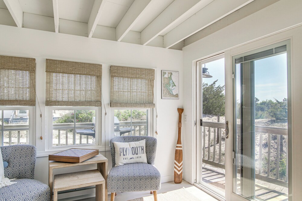 Idyllic Plymouth Vacation Rental - Steps to Beach!