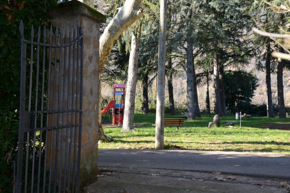 Photo 25