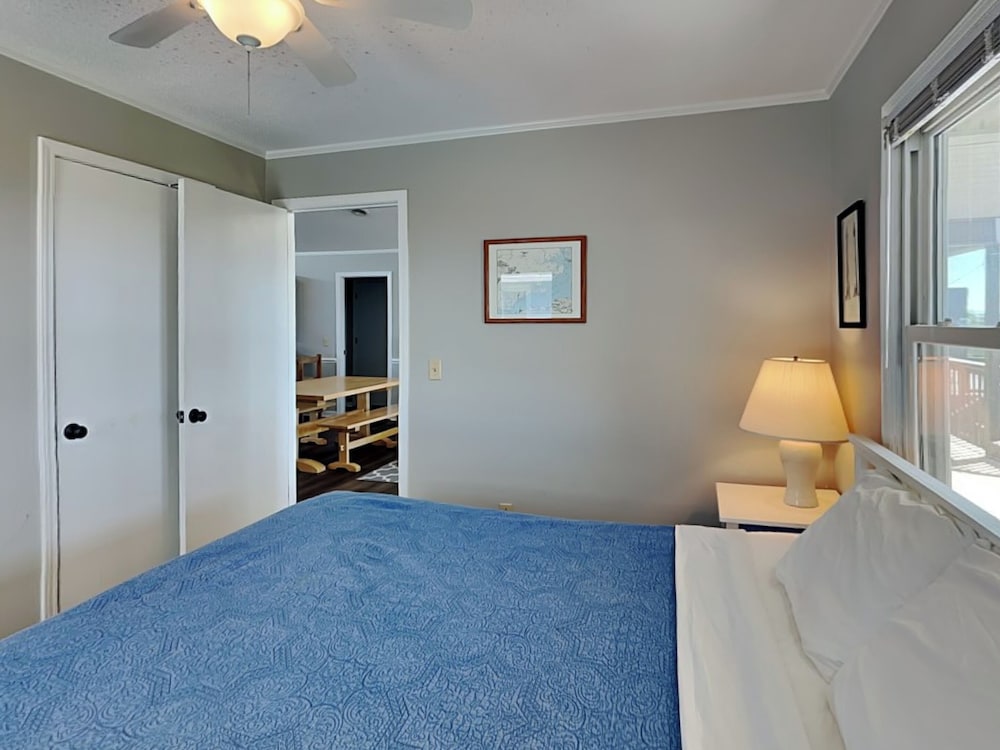Bungalow by the Sea by Topsail Realty