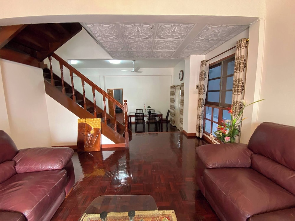 Beautiful 2 Story Newly Renovated Bungalow House
