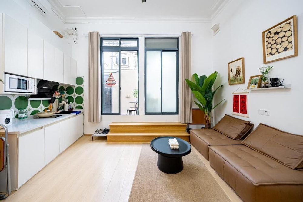 Shanghai Hills & Zinn Courtyard BNB