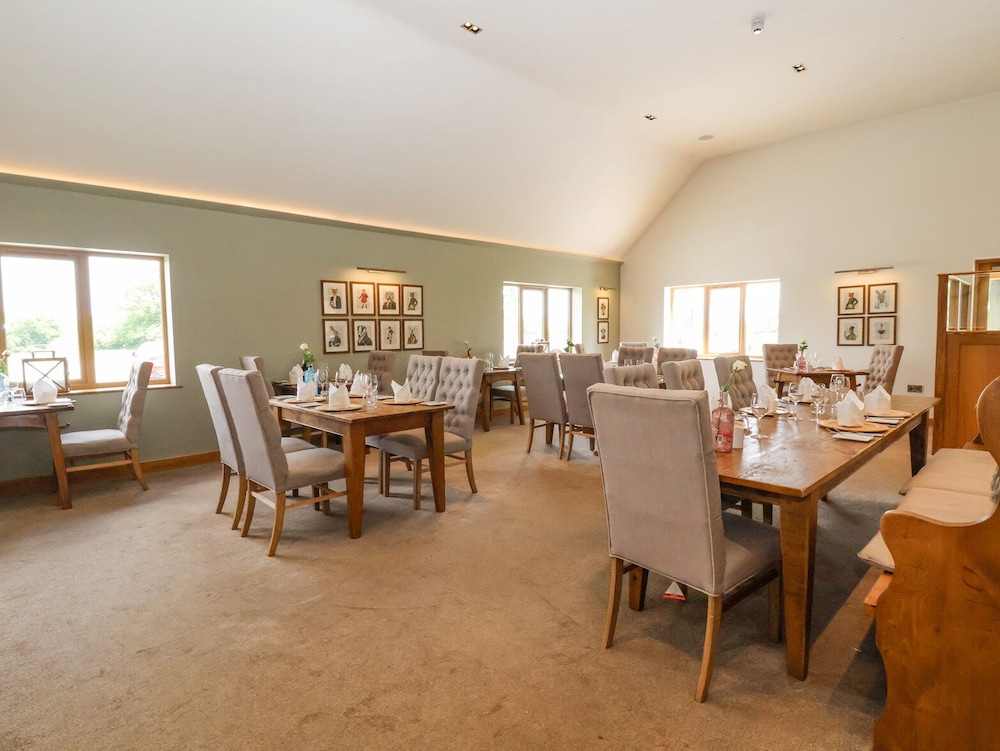Callow Lodge 22 view 3