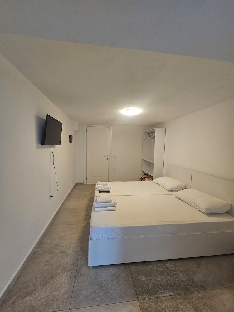 Enles Hotel