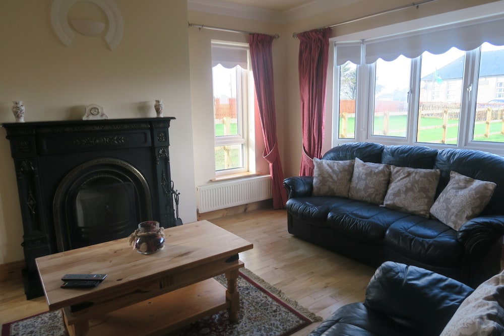 Burkes Holiday Cottages