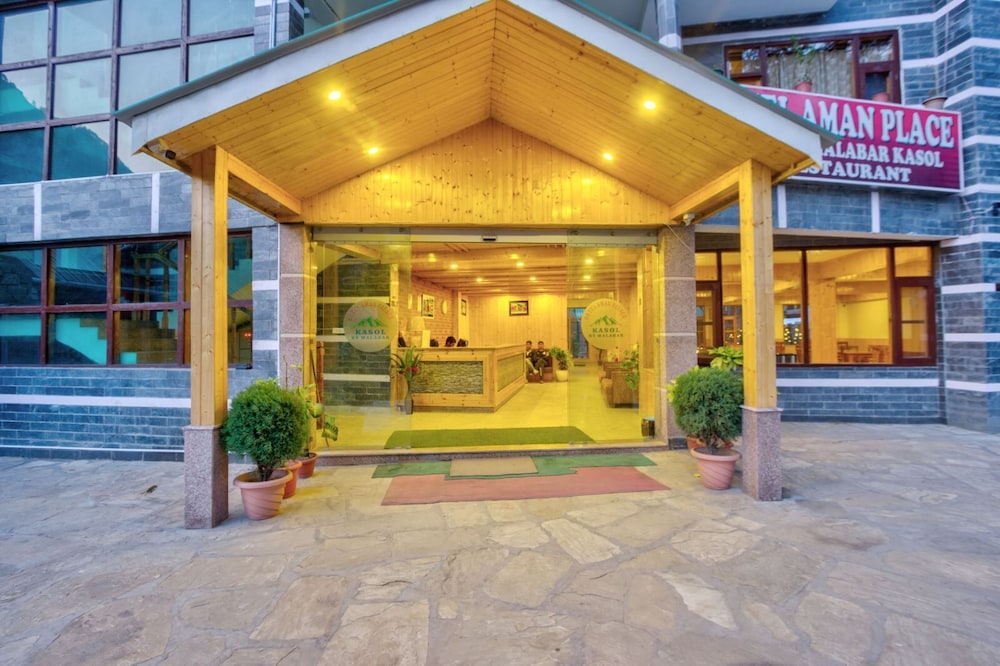 Aman place by Hotel Malabar KASOL