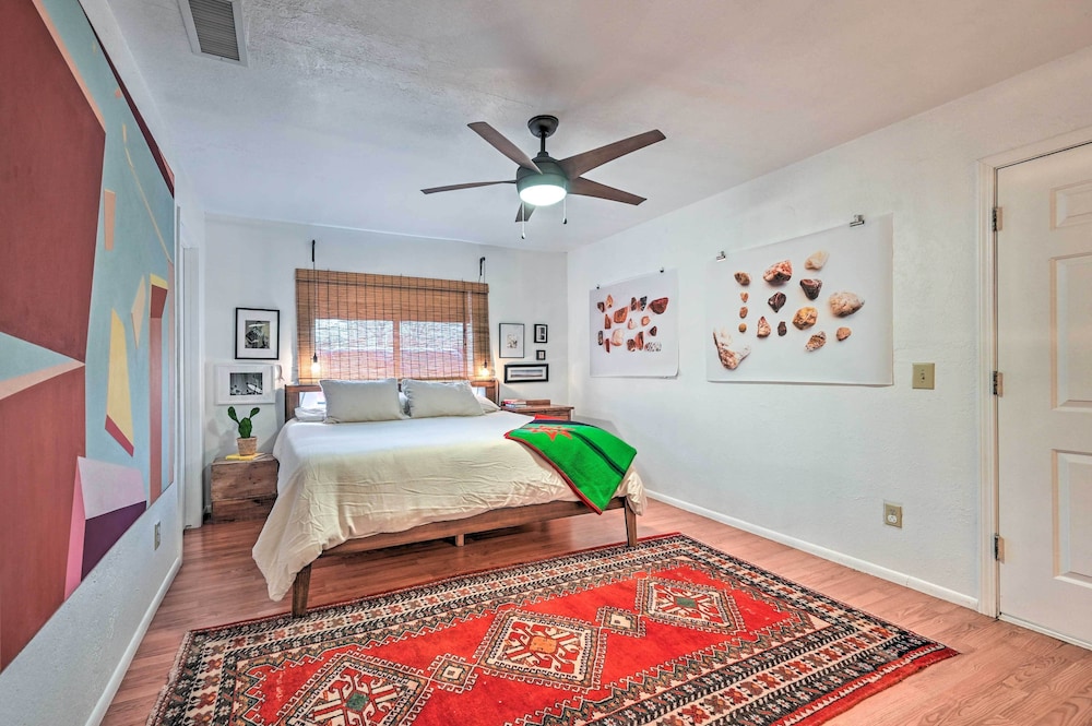Pet-friendly Gem w/ Treehouse: 20 Mi to Sedona view 3