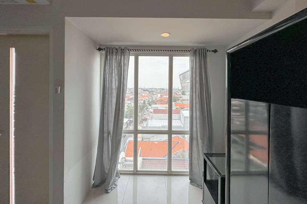 Minimalist and Cozy Studio at The Square Surabaya Apartment