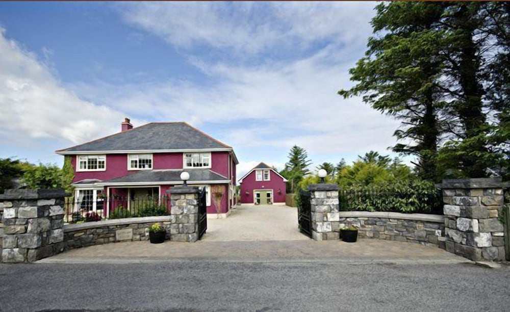 Lurgan House Bed & Breakfast