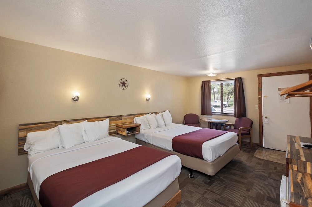 Birch Glen Hotel