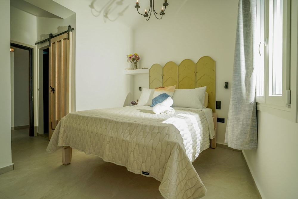 Seabed Suites Mykonos photo 5