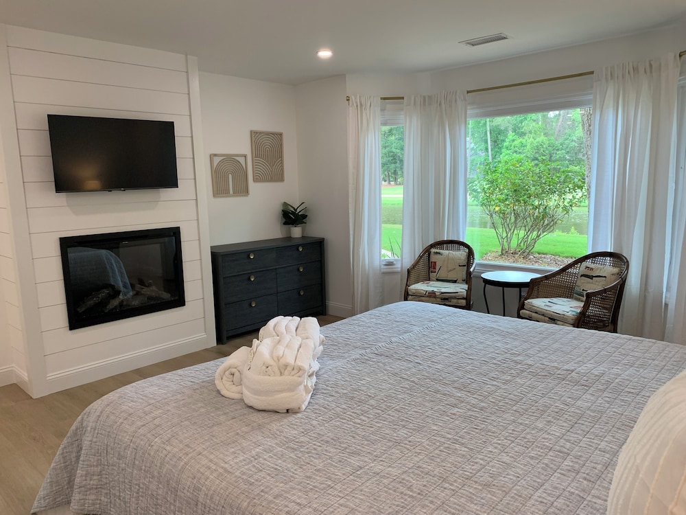 44 Willow Oak Rd. West at The Sea Pines Resort