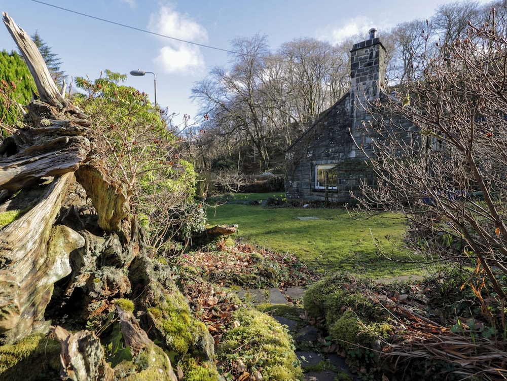 Glandwr Cottage