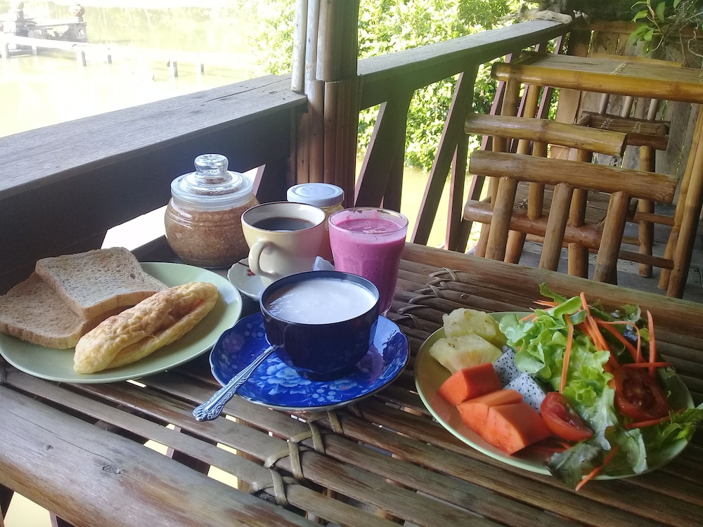 Baan Suan Jantra Home Stay
