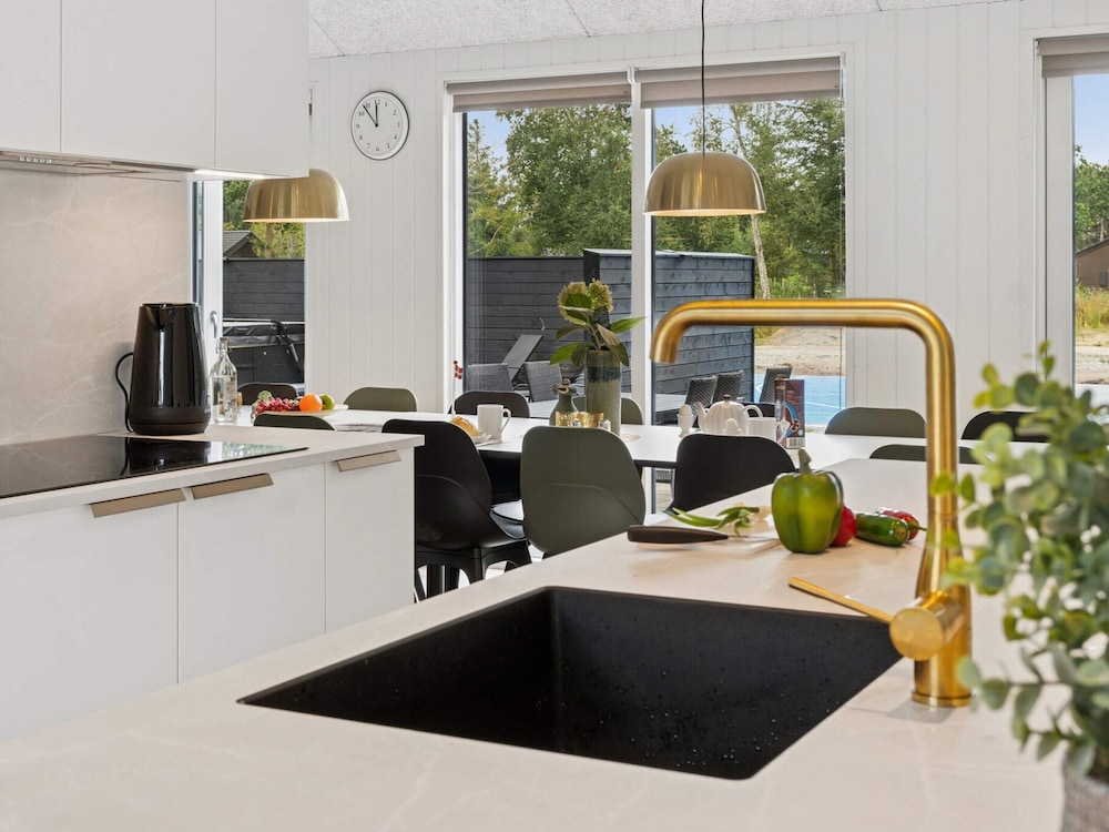 5 Star Holiday Home in Rodby