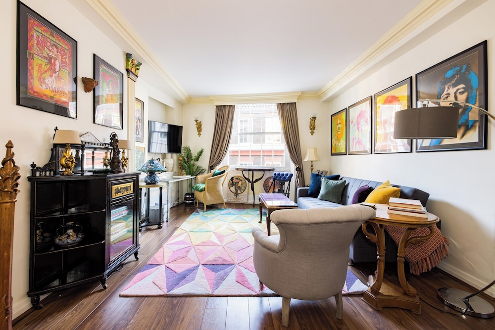 Mayfair 9-bed Townhouse - Sleeps 16, Patio & Ac