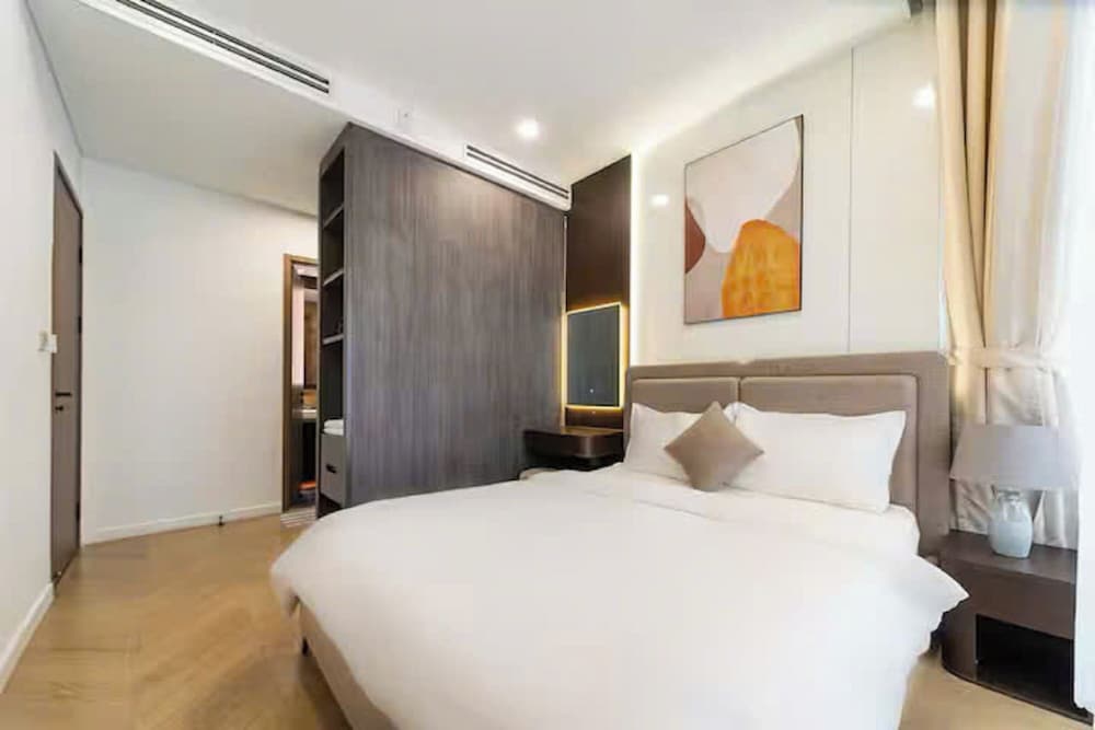 Kluxstay Lumiere Riverside Residence
