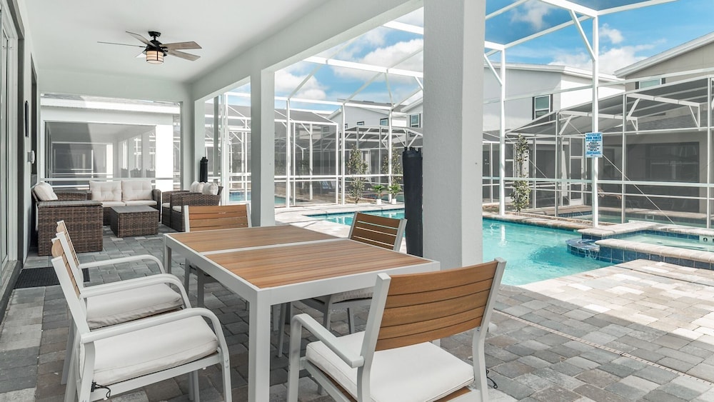 Championsgate Resort 8 Bedroom Home with Game Room+Pool 8 Home