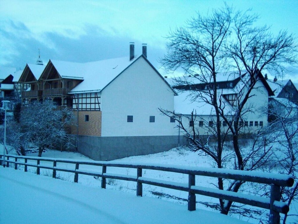 Breitenbach Modern Retreat