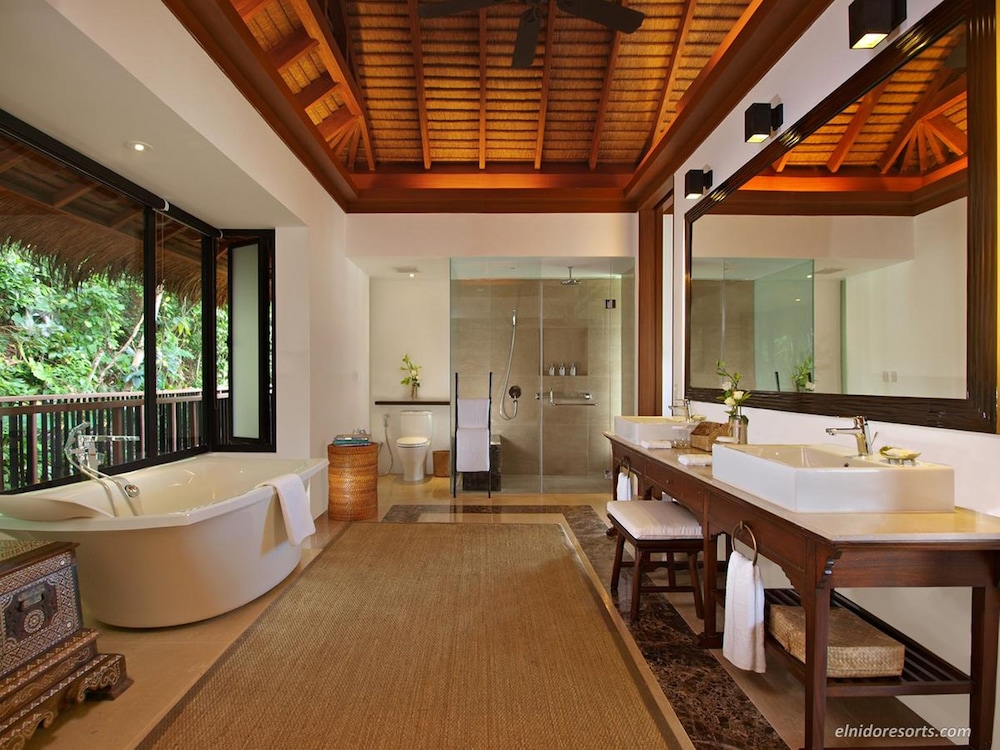 Pangulasian Island Resort