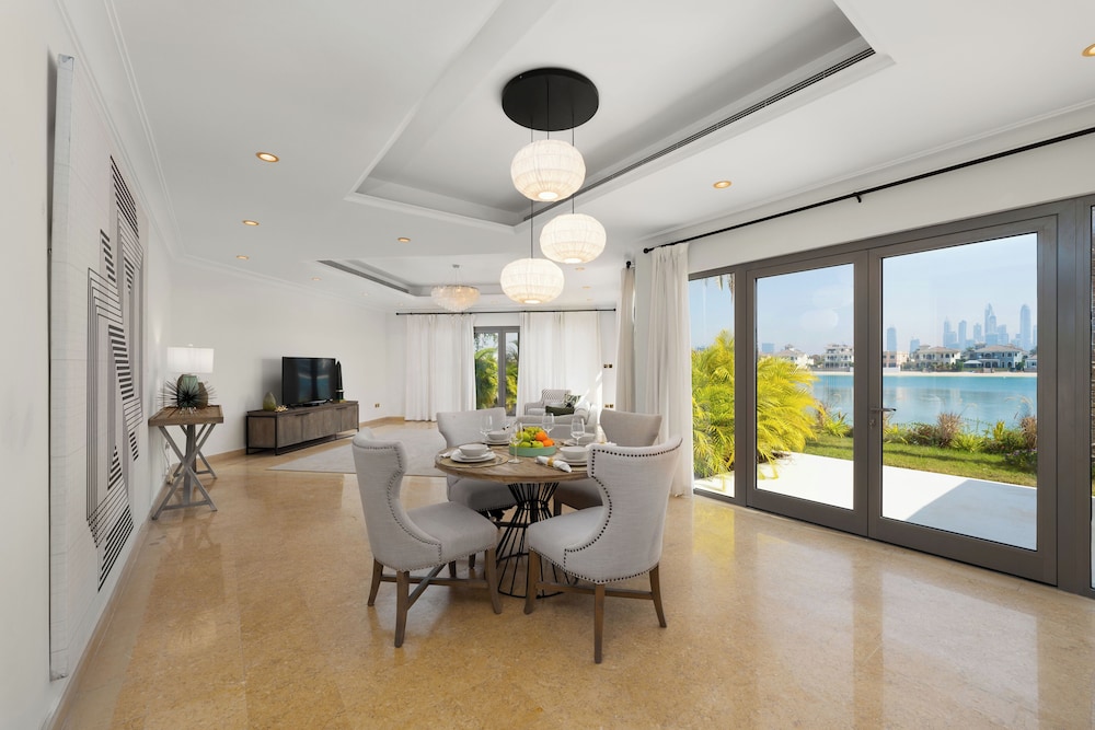Maison Privee - Exclusive Villa w/ Private Pool, Garden and Beach