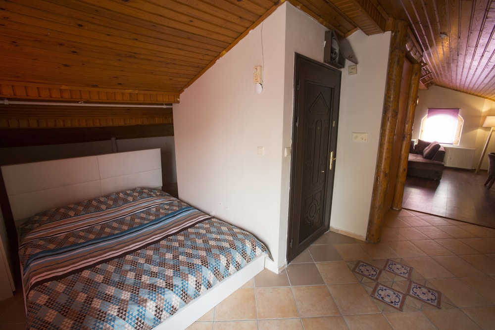 Artura Süit - Image 11