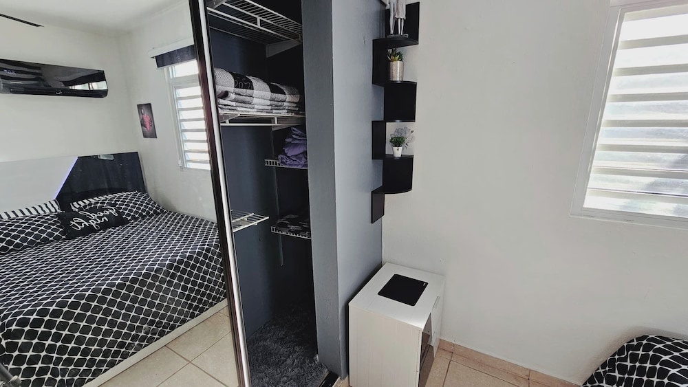 Cozy and Modern Apartment Black & White With Jacuzzi on Terrace view 3