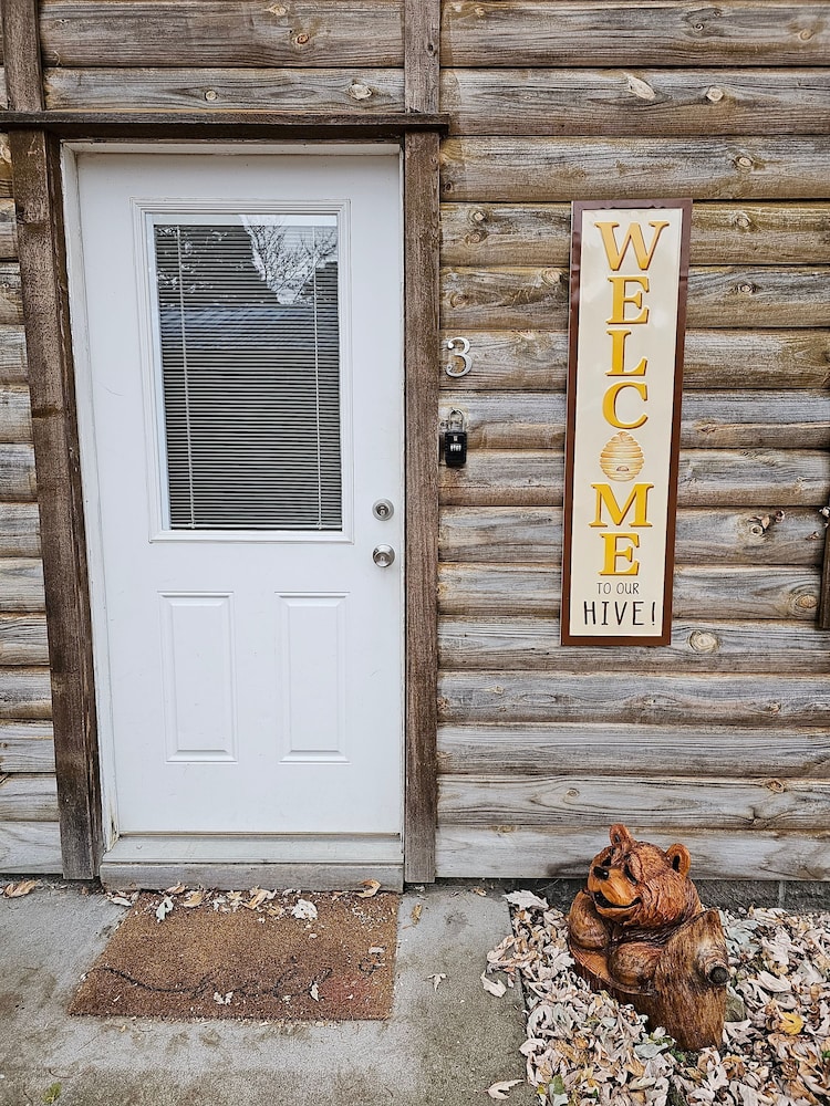 Honey Bear Haven Suite 3
