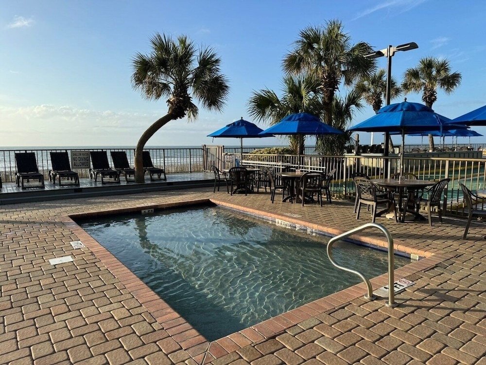 Compass Cove 1018 3 Bedroom Condo