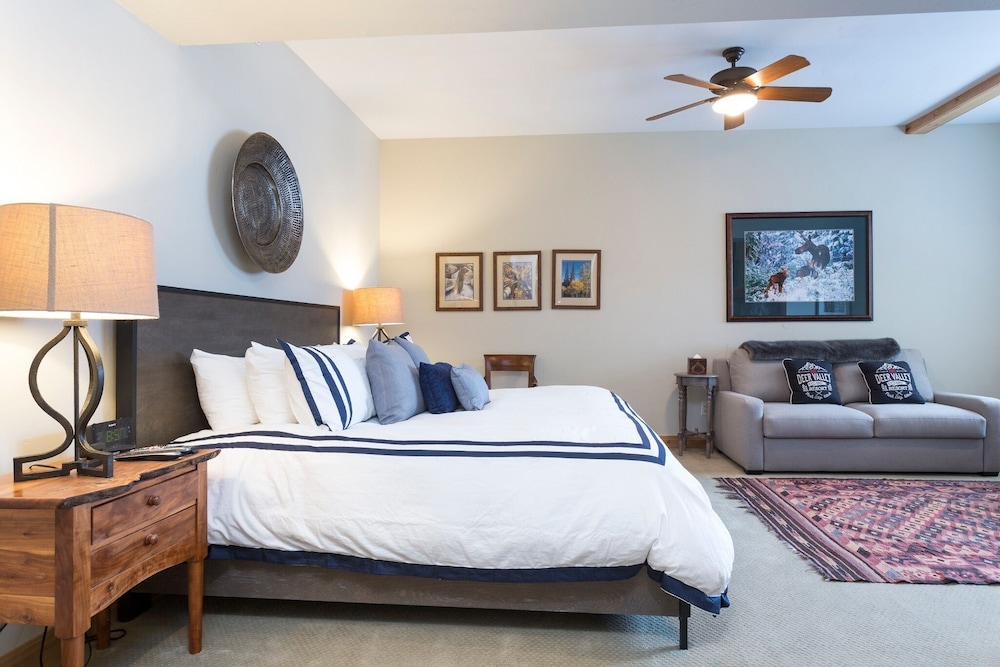 Trail's End Lodge at Deer Valley Resort - Two Bedroom Residence with Spa #404 2 Condo