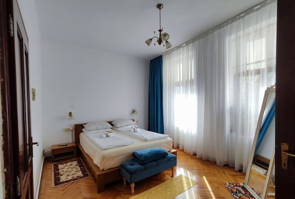 Apartament Buon Gusto Sibiu-near Small Square Old Town view 3