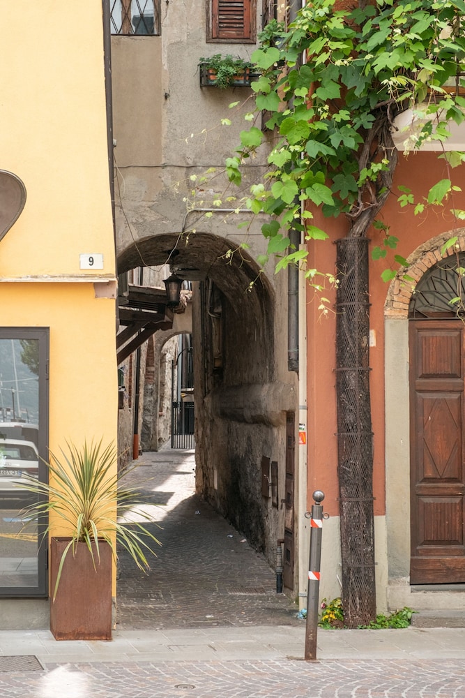 Angelina s House in Iseo