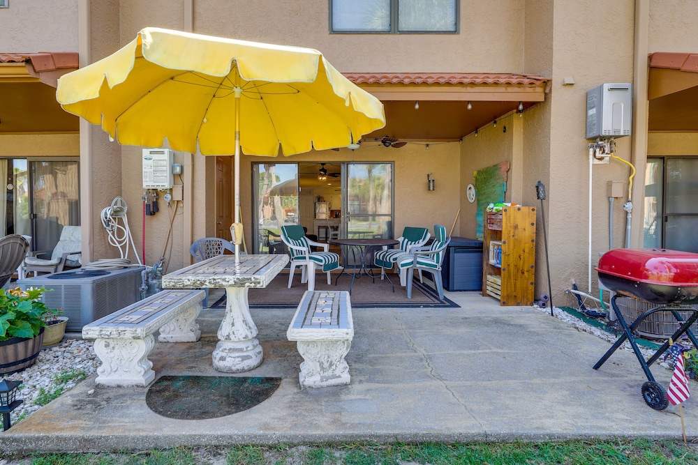 Walk to Beach: PCB Condo w/ Oceanfront Pool Access