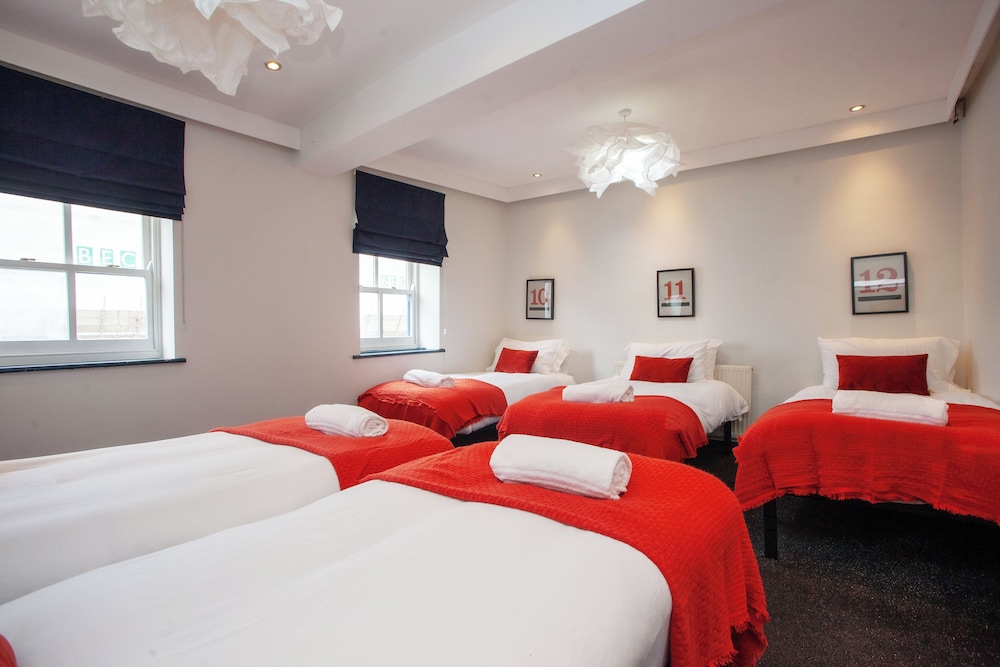 higgihaus 107 Sleeps 4 Monday - Friday