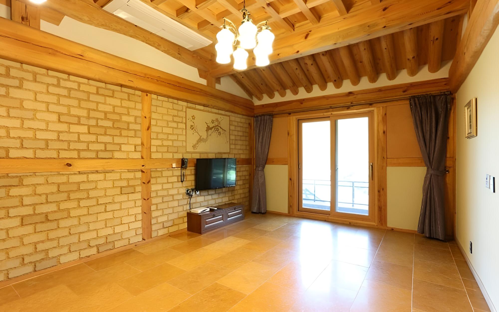 Gongju Solhyang Pension view 3