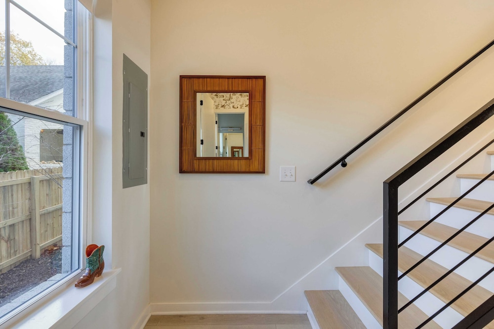 Lischey by Avantstay Modern 4bdr w/ Covered Patio Newly Built Nashville Home