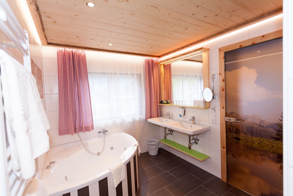 Alpenhotel Wanderniki
