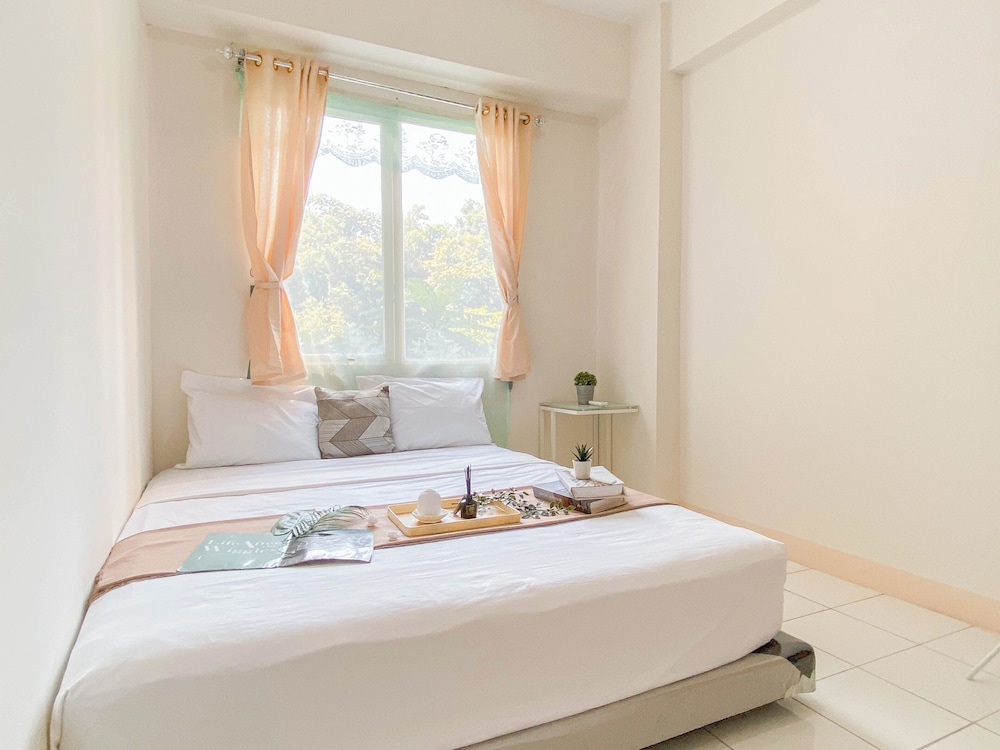Basic 2Br Apartment Podomoro Golf View