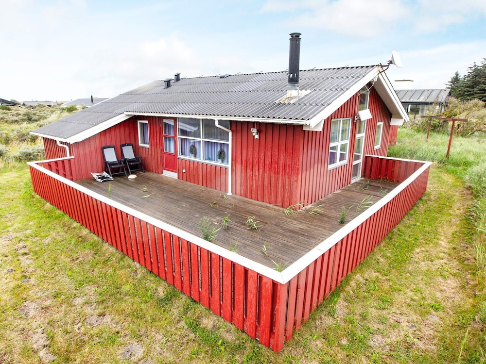 6 Person Holiday Home in Hjorring