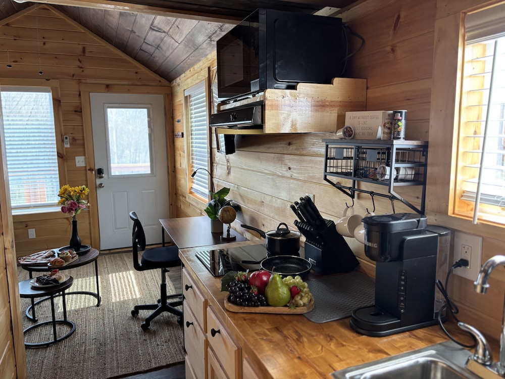 Sojourn Lodging