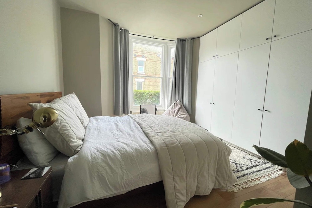 Bright & Beautifully Decorated 1BD Flat - Brixton