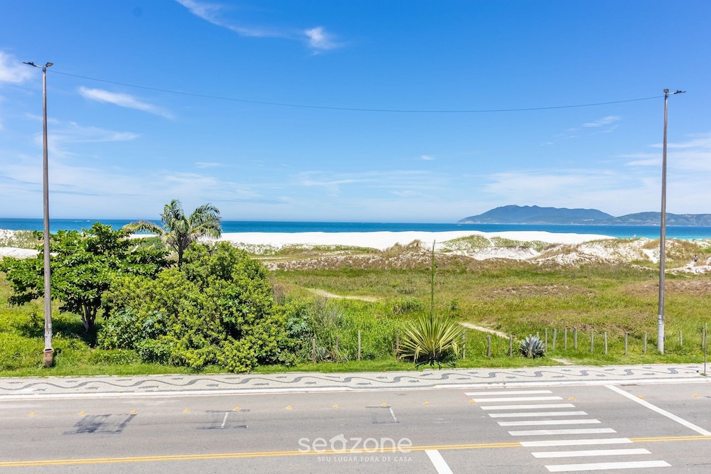 Comfortable apt by the sea in Cabo Frio/rj Ldn201