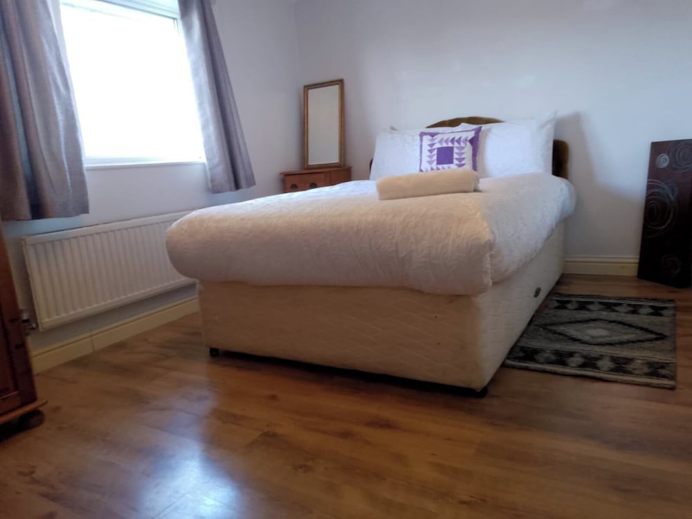 Charming Chestnut Cottage in Huntingdon