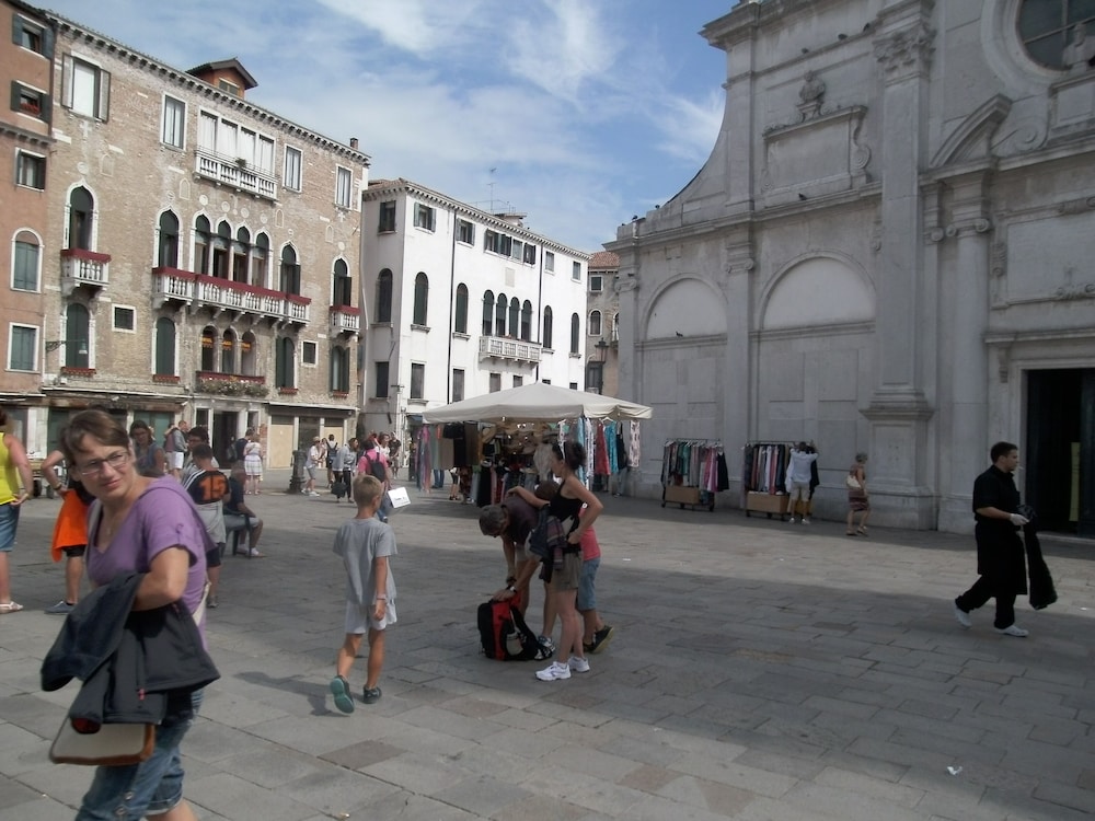 Sweet Venice - rooms & apartments