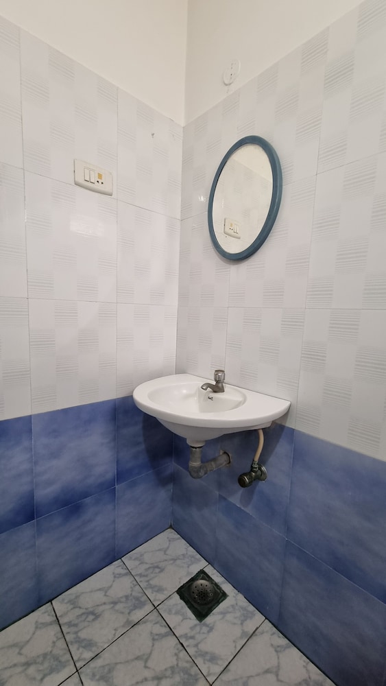 Hotel adithya