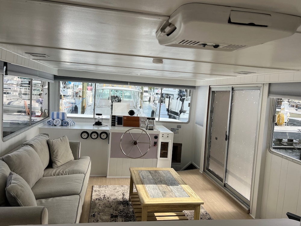 Mangrove Marina and Resort Aqualodge Houseboats