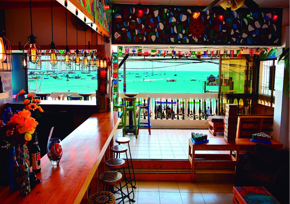 Hotel Chescos Hostel & Hotel - Image 1