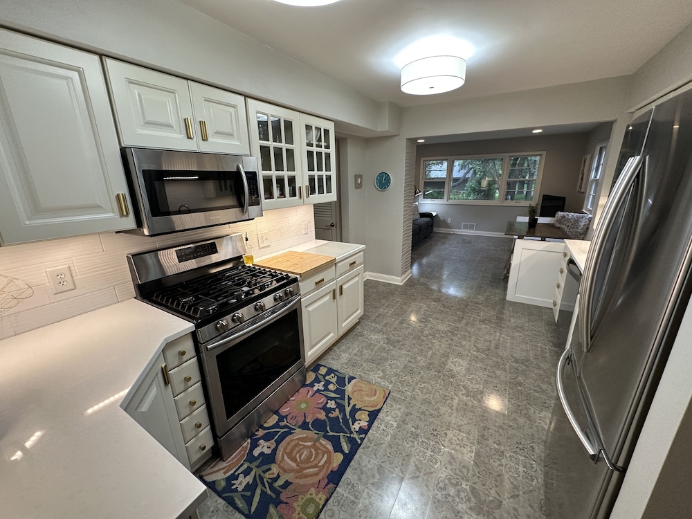 Casa Kelly 4 Bedroom Home by RedAwning - Property Image 40